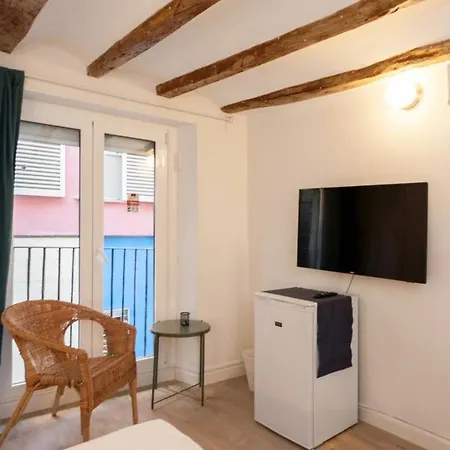 Appartamento Modern Ramblas Barcellona