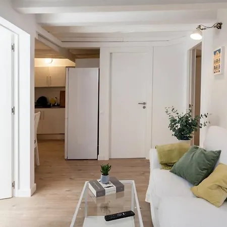 Modern&comfy Close To Ramblas Apartamento